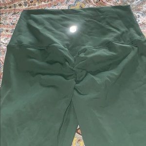 Born primitive lift yourself up legging